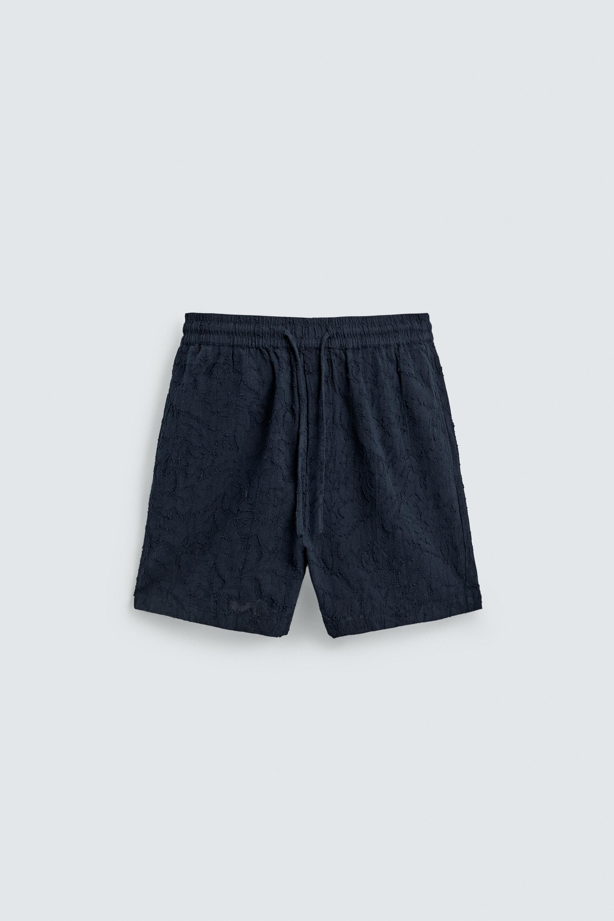 SHORT JACQUARD TEXTURÉ
